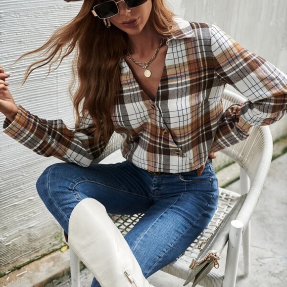 White Brown Plaid Button V neck Top - Picture 4 of 5